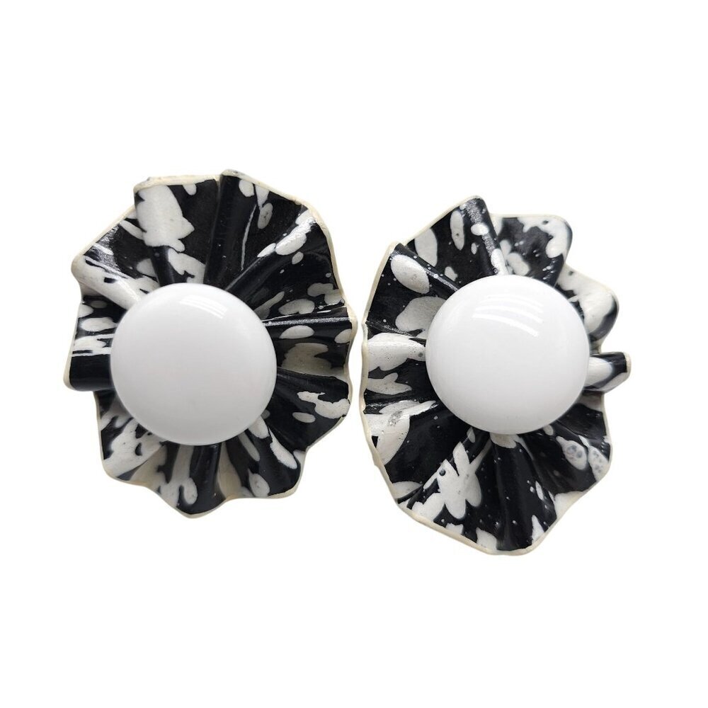 Vintage 1980s Black & White Clip On Earrings Ruffle Design Round White Center